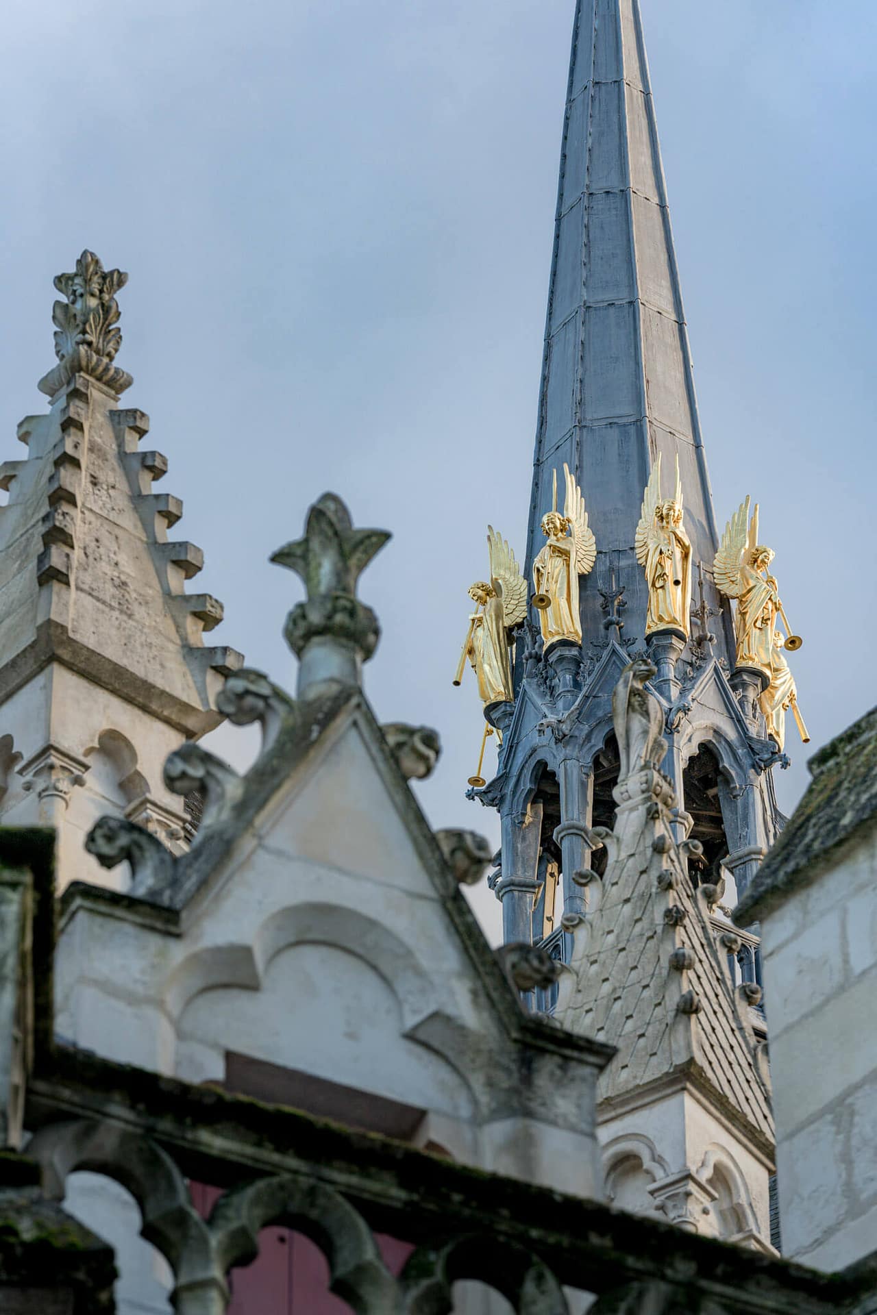 Église Sainte-Croix dans le centre ville de Nantes